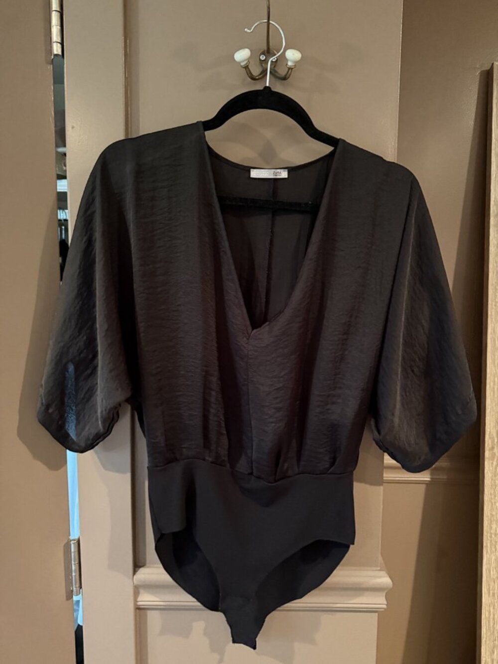 Zara Black Satin Deep V Balloon Sleeve Bodysuit S